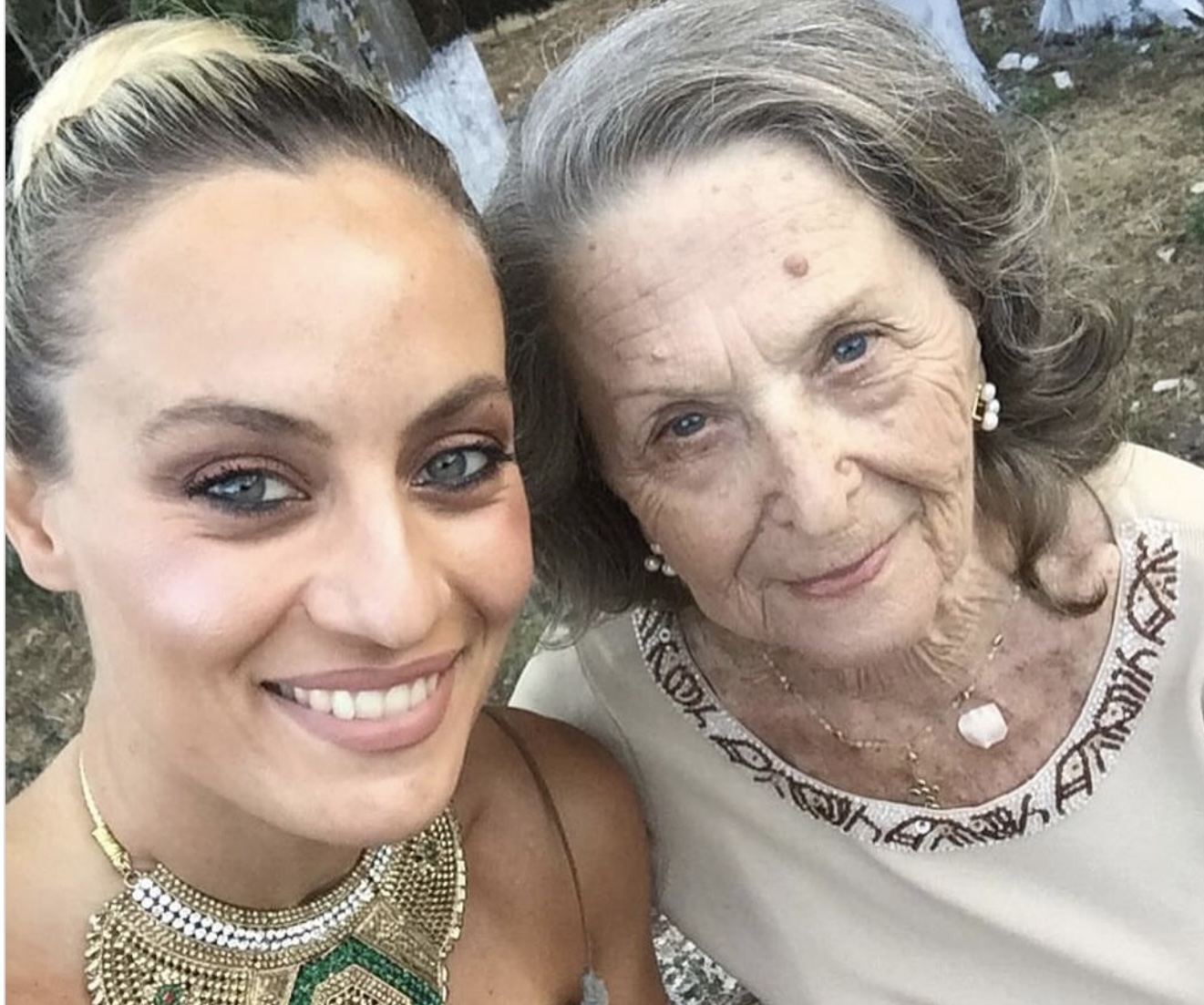 Η ανάρτηση της Ελεονώρας Μελέτη που λύγισε το πανελληνιο: Έφυγε απο τη ζωη στα 92 της χρόνια η γιαγιά της